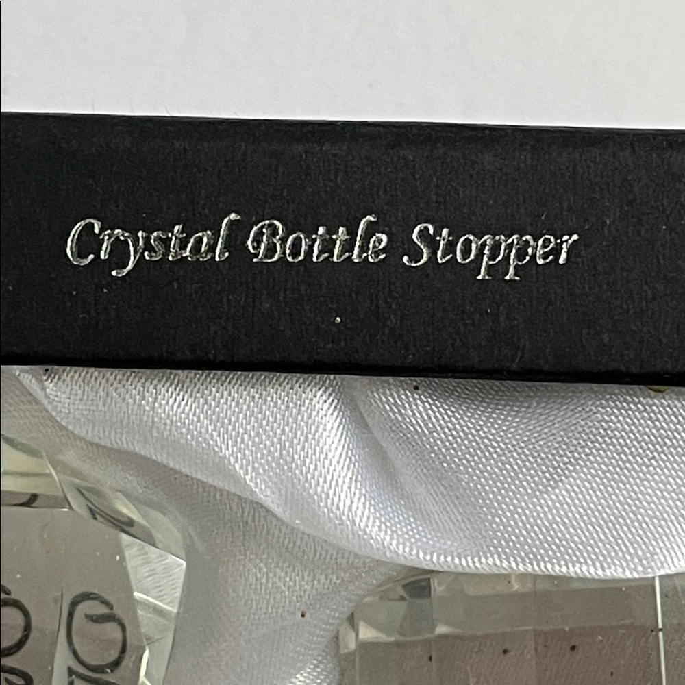 Oleg Cassini Crystal Bottle Stoppers NIB - Picture 3 of 11
